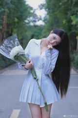 2025全年澳门与香港精准正版图库,词语释义、专家解析解释与落实与警惕虚假宣传_: 影响深远的变化，社会的反应又应何等贴切？